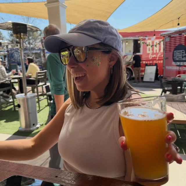 💚 We’re here to sparkle with you today!