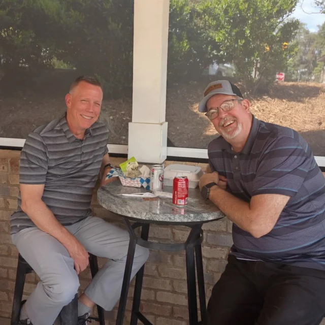 ☀️ Sunshine and smiles, and the best Lunch with friends!