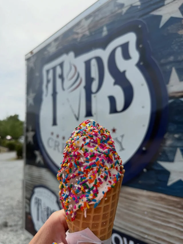 🍦 Find a way to sprinkle some Taps Creamery into your Monday! 

@taps_creamery