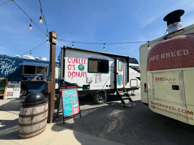 🍩 Welcome to the line for the first time, Curlee Q Donuts! They specialize in a holey sweetness! Give them a Red’s welcome to our line! 

@curlee_qs_donuts