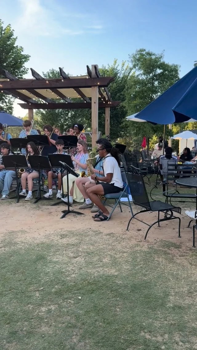 🎼 Sounds of sweetness from the Jazz Band of Union Pines tonight! It was such a special treat to have them be part of our evening at Red’s!