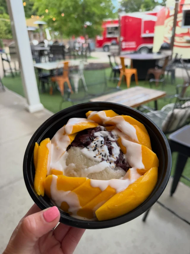 🍚 This day started a bit iffy but we’re here with something sticky! Come down we’re Open and Johnny Thai has sticky rice!