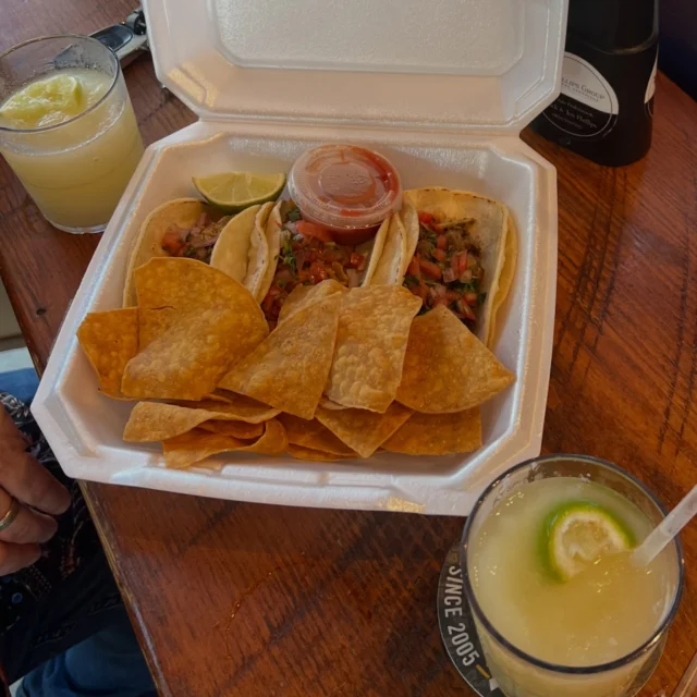 🌮 Saturday night set up: Tacos & Tequila!