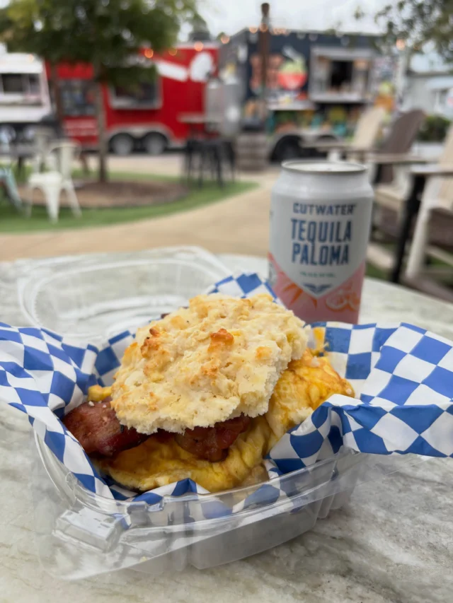 ♥️ The Frisky biscuit is fueling our Sunday morning today! 

@the_frisky_biscuit_nc ky