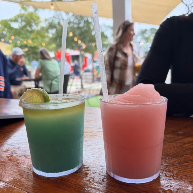 🍹 Fillin’ our Sunday cups!