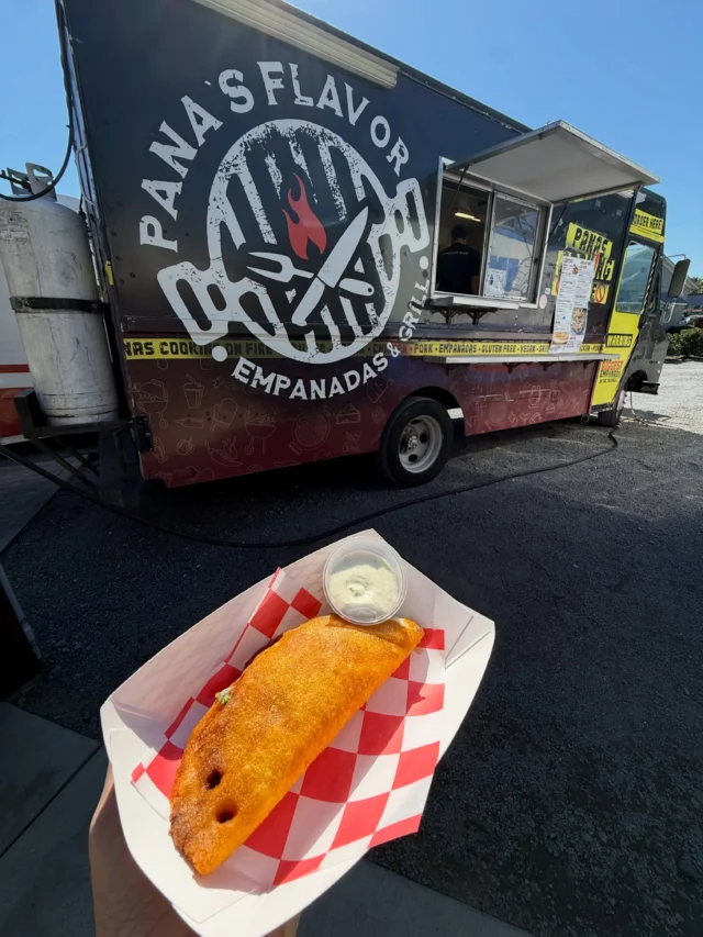 😋 Pana’s Flavor is here today so we’re going to empanada this day!
